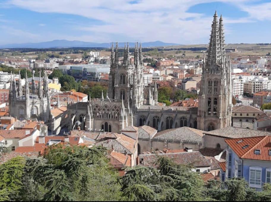 Ferienwohnung Vivienda De Uso Turistico En El Corazon De Burgo Exterior foto